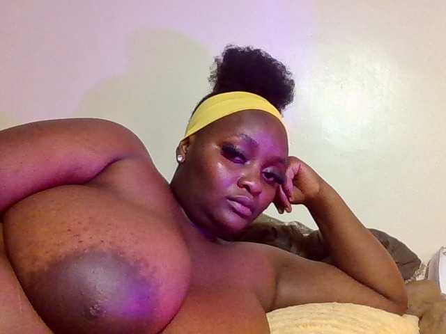 Wildebony1 live cam on BongaCams