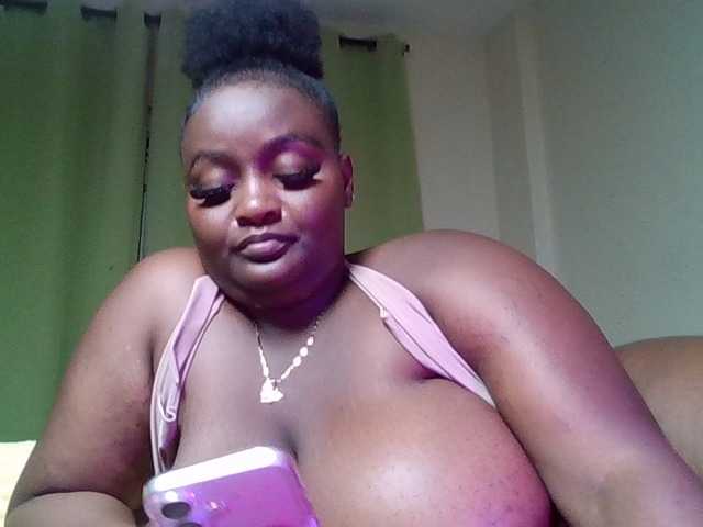Wildebony1 live cam on BongaCams