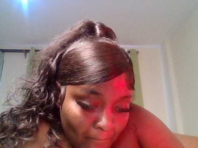 Wildebony1 live cam on BongaCams