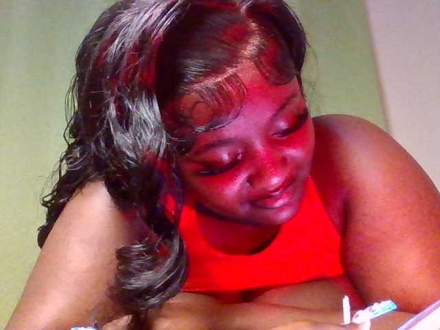 Wildebony1 live cam on BongaCams