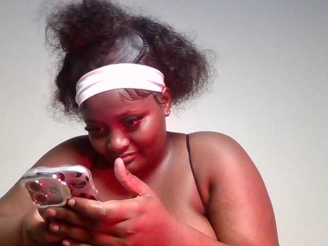 Wildebony1 live cam on BongaCams