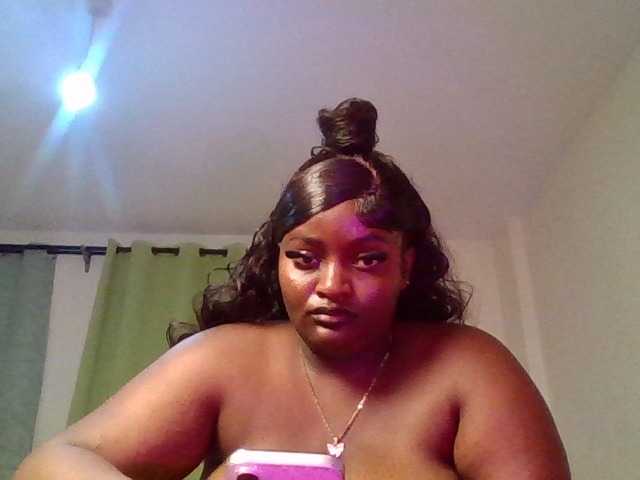Wildebony1 live cam on BongaCams