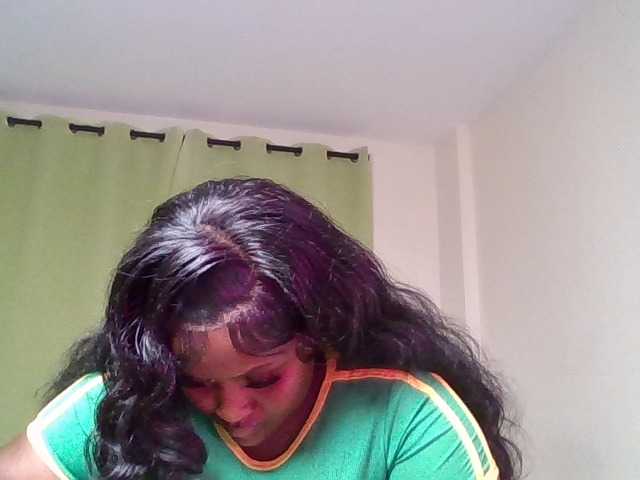 Wildebony1 live cam on BongaCams