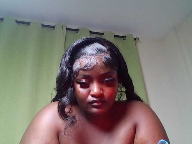 Wildebony1 live cam on BongaCams