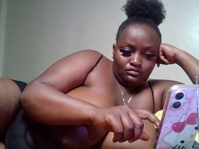 Wildebony1 live cam on BongaCams