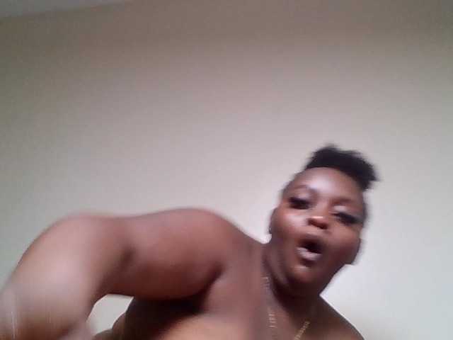Wildebony1 live cam on BongaCams