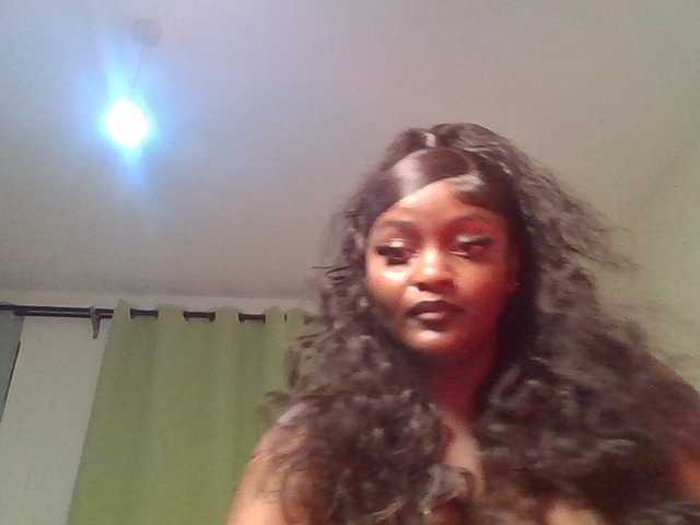 Wildebony1 live cam on BongaCams