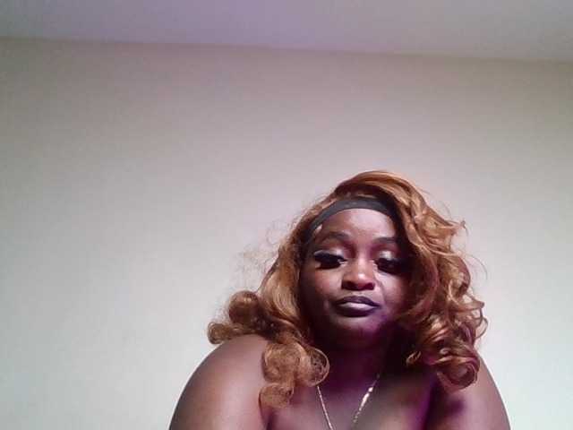 Wildebony1 live cam on BongaCams