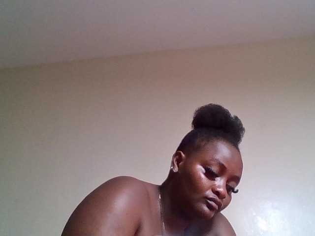 Wildebony1 live cam on BongaCams