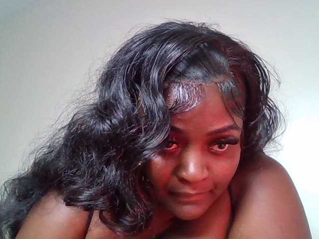 Wildebony1 live cam on BongaCams