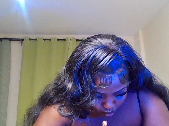 Wildebony1 — live female cam