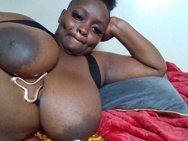 Wildebony1, live now on BongaCams