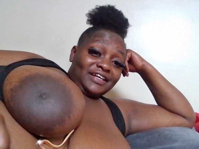 Wildebony1, live now on BongaCams