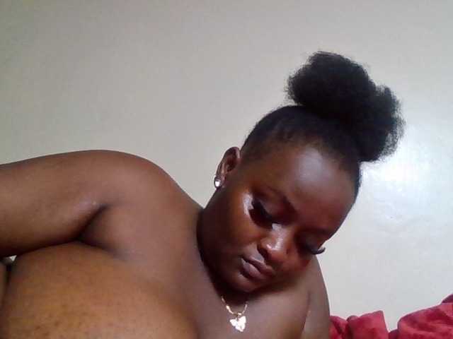 Wildebony1 live cam on BongaCams