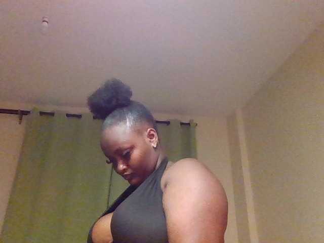 Wildebony1 live cam on BongaCams