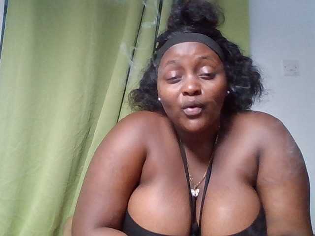 Wildebony1 live cam on BongaCams