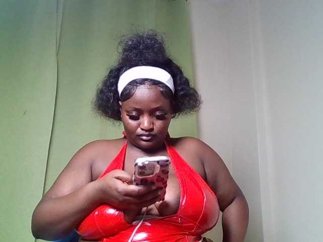 Wildebony1 live cam on BongaCams