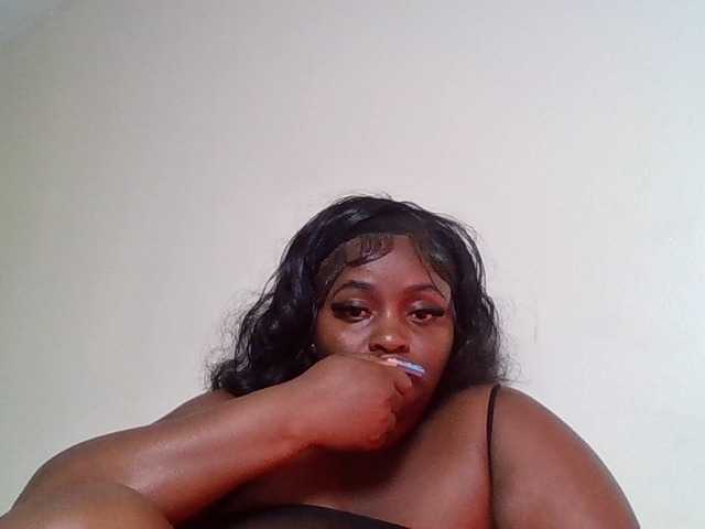 Wildebony1 live cam on BongaCams