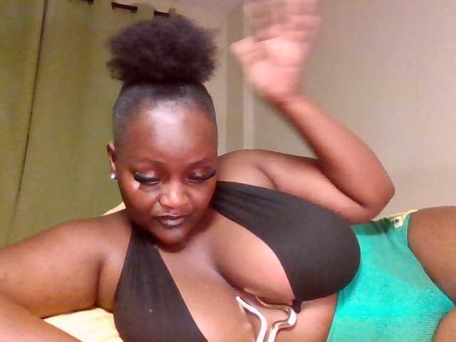 Wildebony1 live cam on BongaCams
