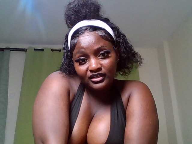 Wildebony1 live cam on BongaCams
