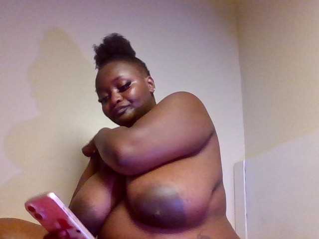 Wildebony1 live cam on BongaCams