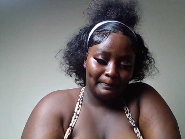 Wildebony1 live cam on BongaCams