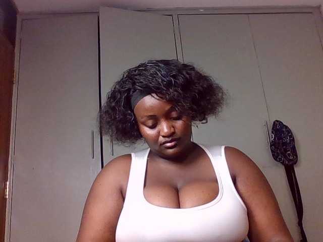 Wildebony1 live cam on BongaCams