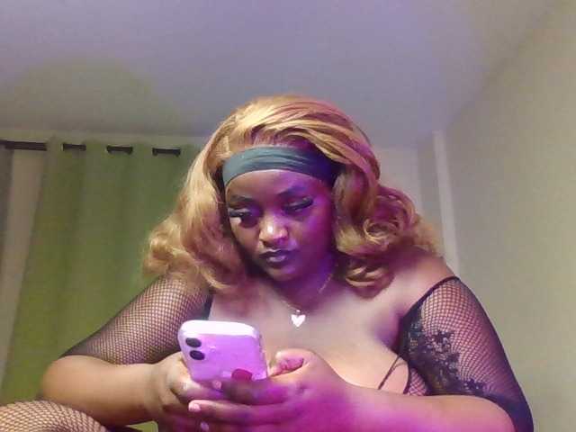 Wildebony1 live cam on BongaCams