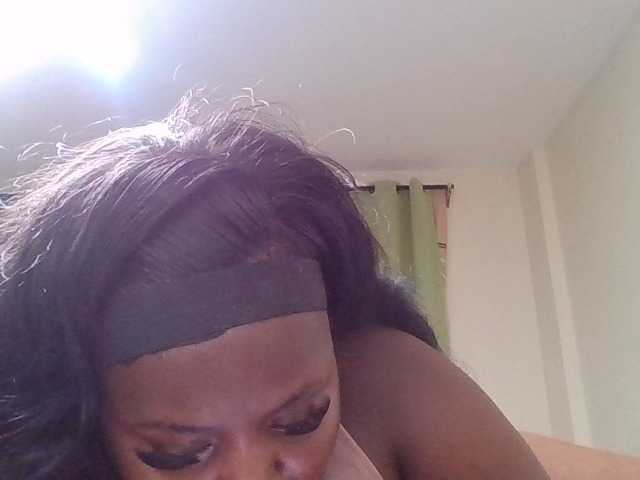 Wildebony1 live cam on BongaCams