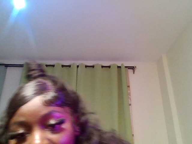 Wildebony1 live cam on BongaCams