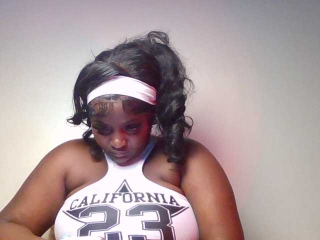 Wildebony1 live cam on BongaCams