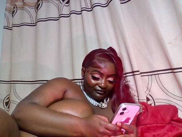 Wildebony1 live cam on BongaCams