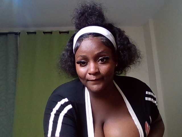 Wildebony1 live cam on BongaCams