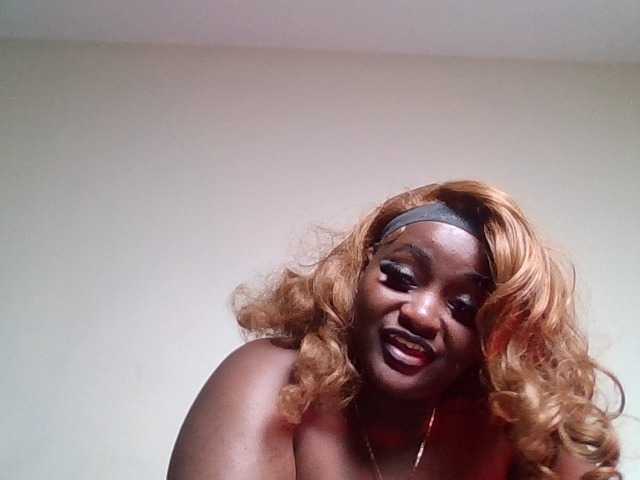 Wildebony1 live cam on BongaCams