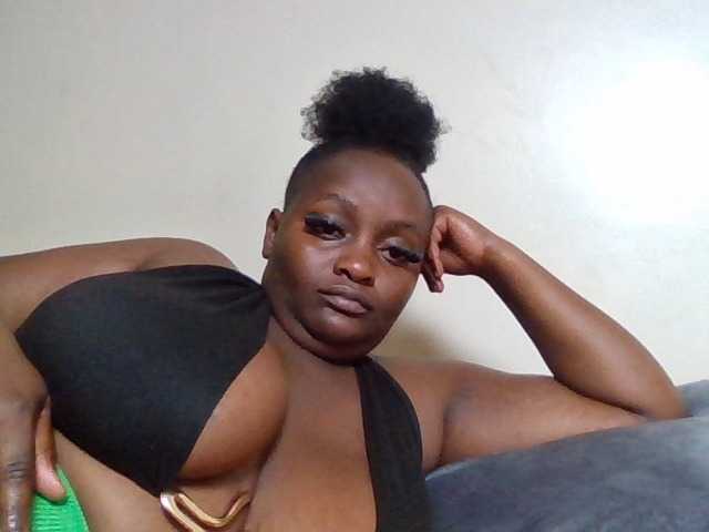 Wildebony1 live cam on BongaCams
