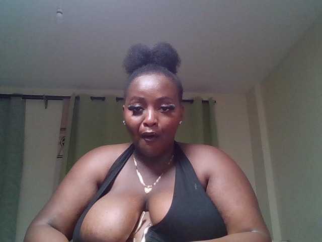 Wildebony1 live cam on BongaCams