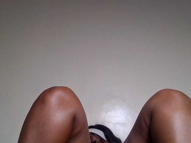 Wildebony1 live cam on BongaCams