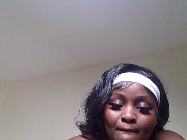 Wildebony1 live cam on BongaCams