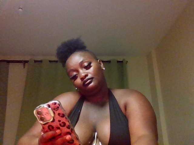 Wildebony1 live cam on BongaCams