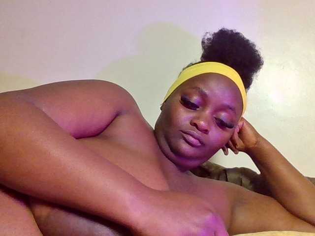 Wildebony1 live cam on BongaCams