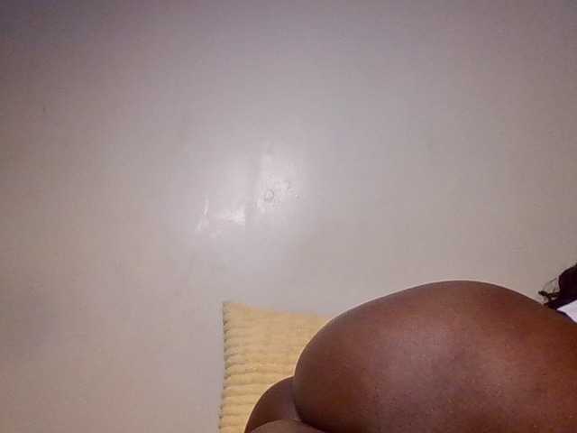 Wildebony1 live cam on BongaCams