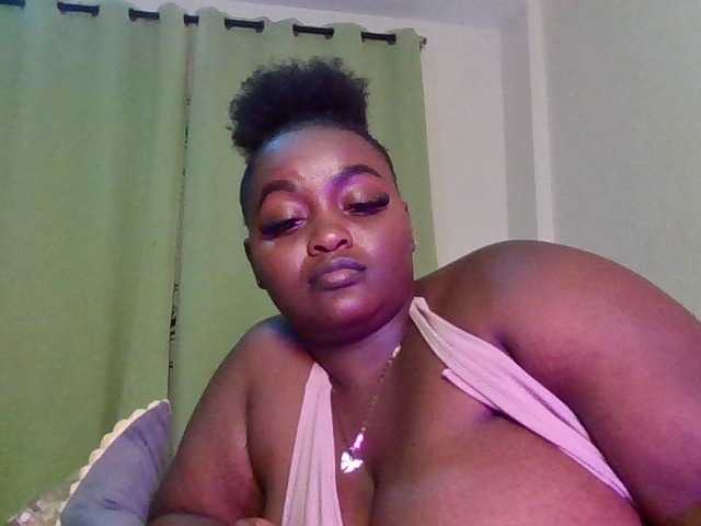 Wildebony1 live cam on BongaCams