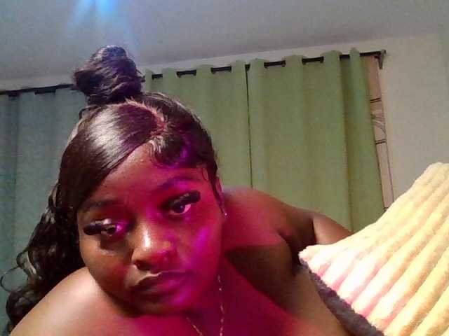 Wildebony1 live cam on BongaCams