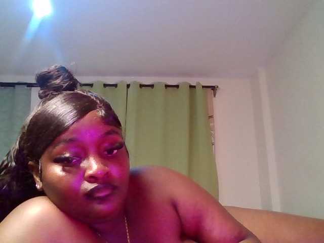 Wildebony1 live cam on BongaCams