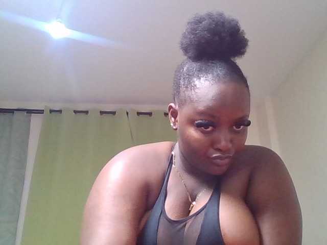 Wildebony1 live cam on BongaCams