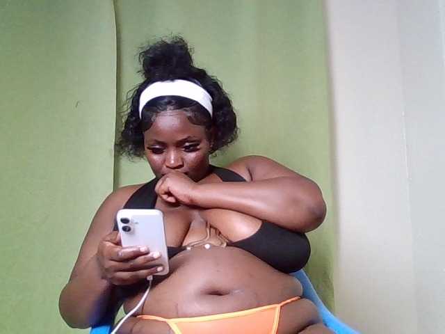 Wildebony1 live cam on BongaCams