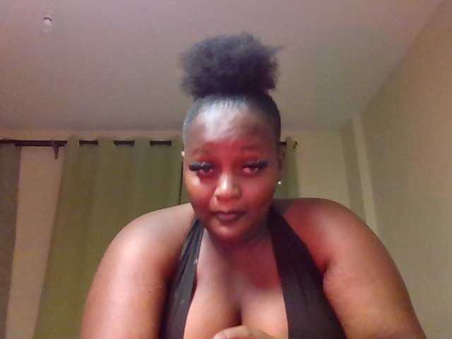 Wildebony1 live cam on BongaCams