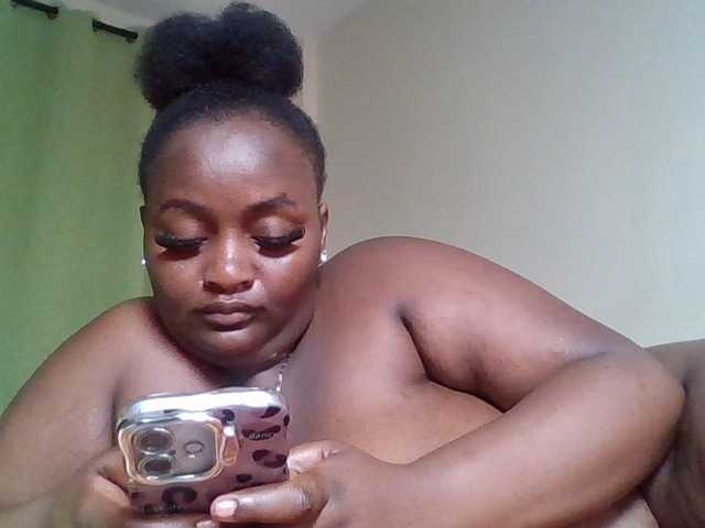 Wildebony1 live cam on BongaCams
