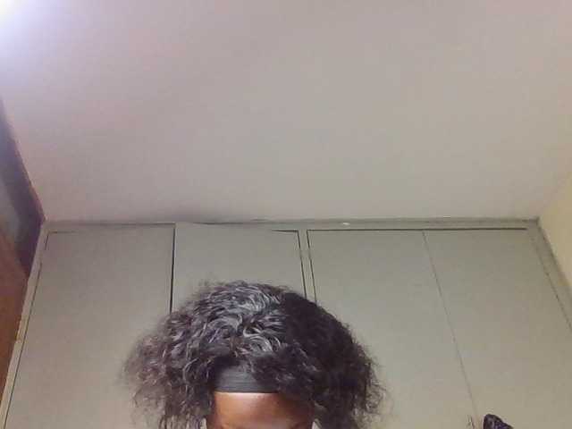 Wildebony1 live cam on BongaCams
