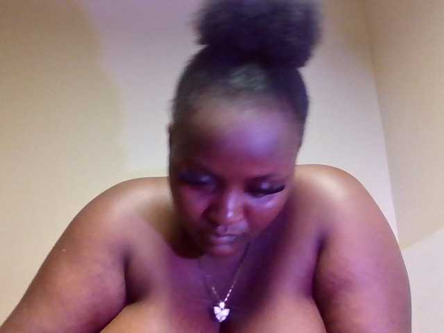Wildebony1 live cam on BongaCams